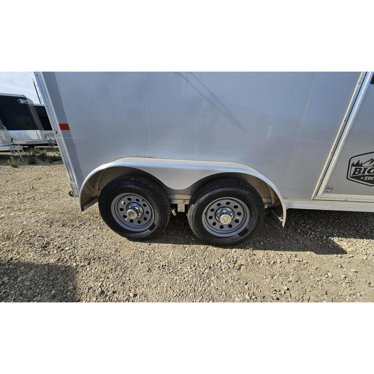 **RENTAL** 2025 High Country Colt Big Sky Series Combo/Slant 2-Horse (Wood Floor) - Irvine Tack & Western Wear