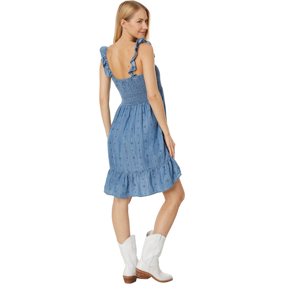 Ariat Women's Paisley Pursuit Dress - Light Denim Blue