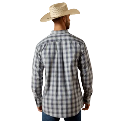Ariat Men's Pro Series Priest Fitted Long Sleeve Plaid Shirt - Ombre Blue