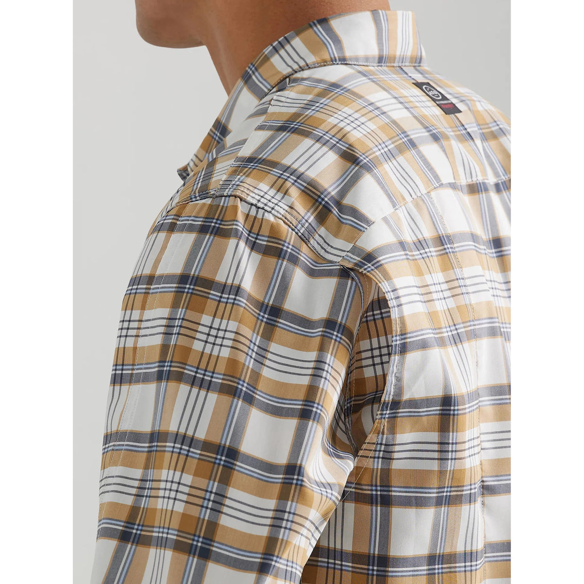 Wrangler Men's ATG Long Sleeve Men's Hike To Fish Plaid - Bistre
