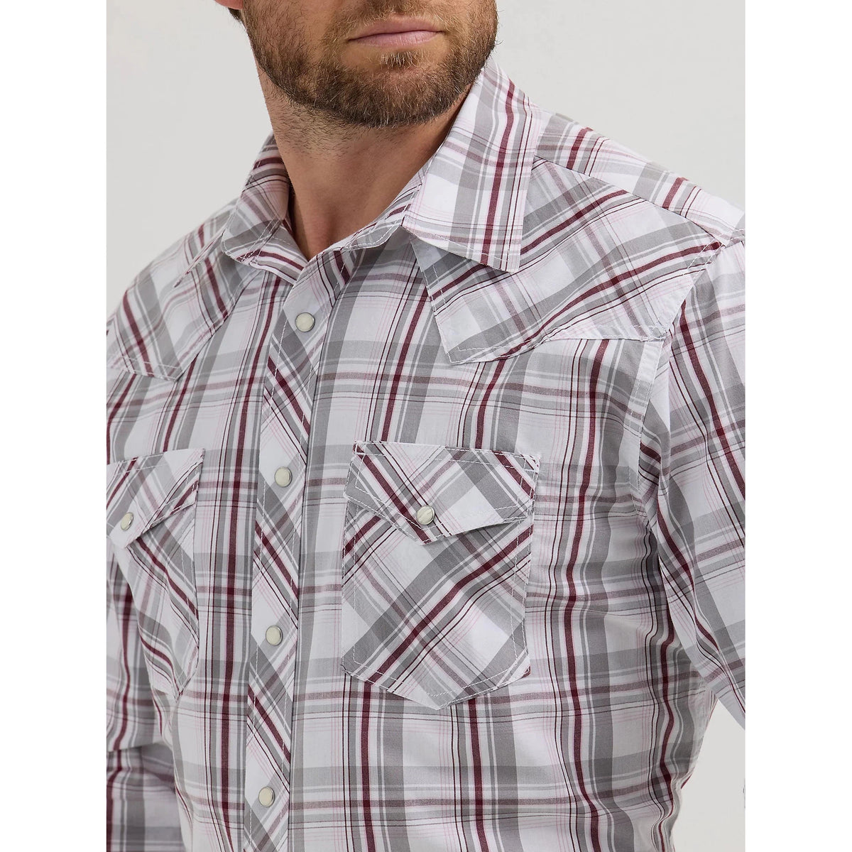Wrangler Men's 20X Competition Advanced Comfort Long Sleeve Classic Fit Shirt - Gray Plum Plaid