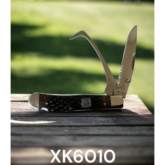 Circle SH  Knife with  Hoof Pick and Serrated Blade