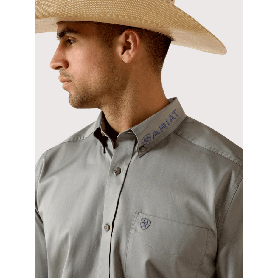 Ariat Men's Team Logo Twill Long Sleeve Fitted Shirt - Grey/Khaki