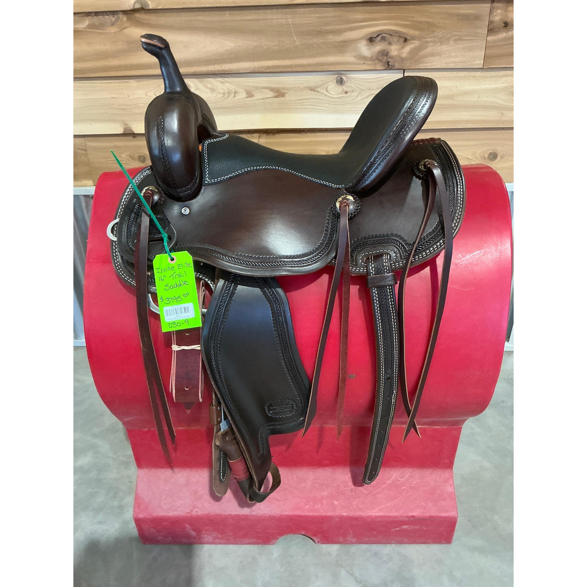 Irvine Elite 16" Trail Saddle - Irvine Tack & Western Wear