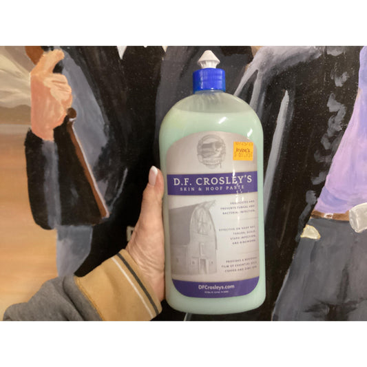 D.F. Crosley Skin & Hoof Paste 32oz