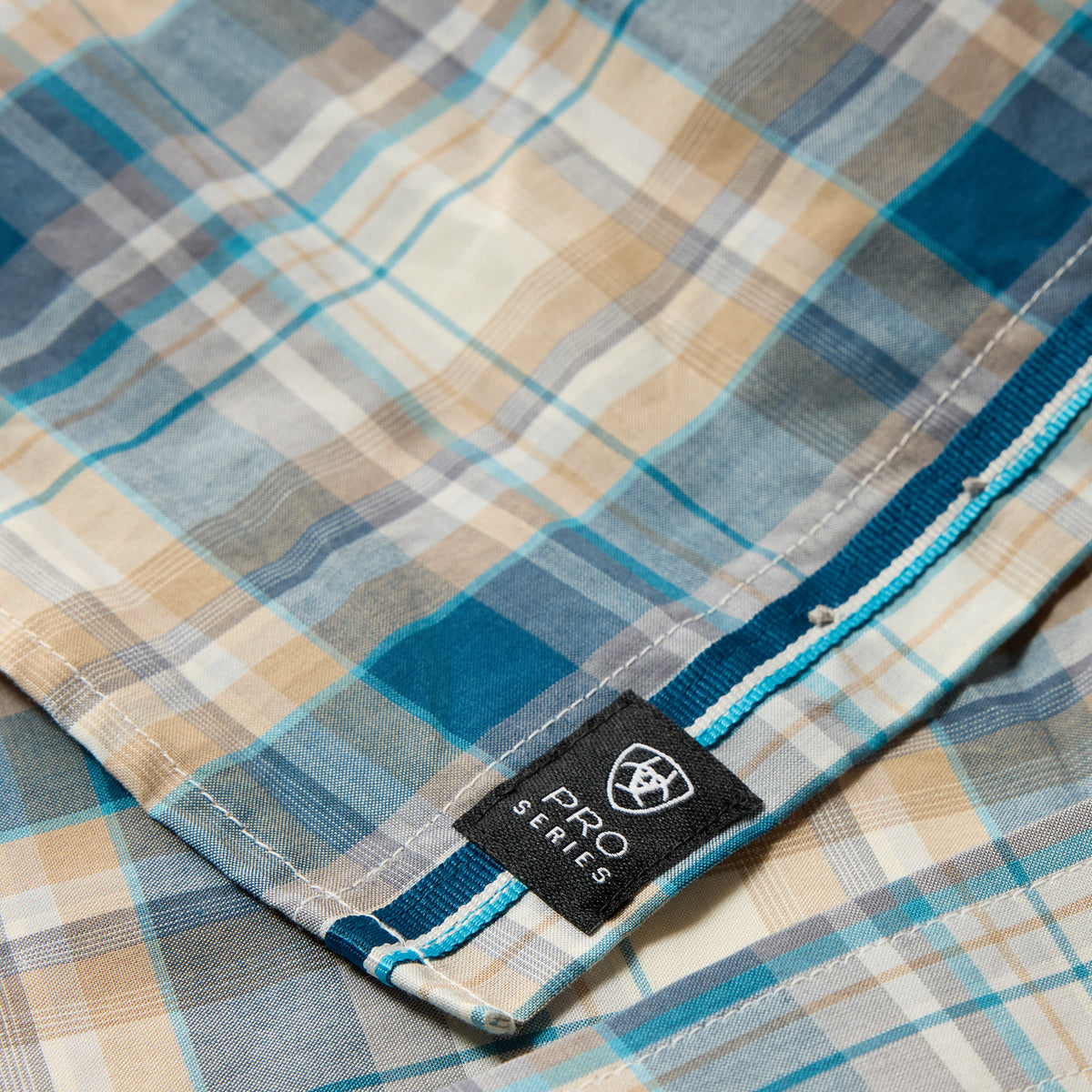 Ariat Men's Pro Series Wes Fitted Shirt - Savannah Tan Medium Plaid