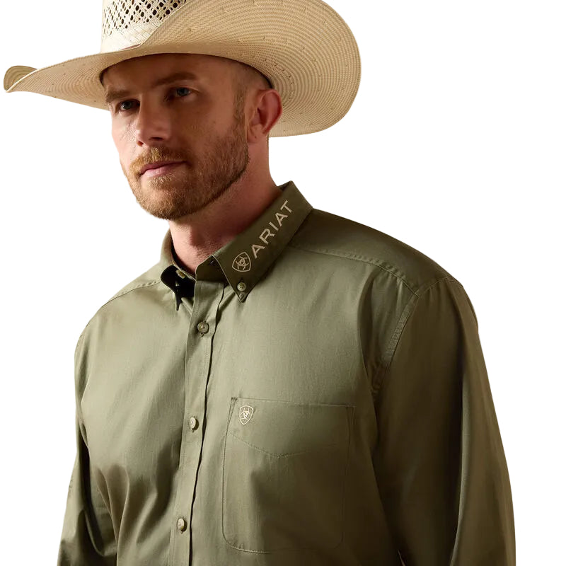 Ariat Men's Team Logo Lightweight Twill Classic Fit LS Shirt - Deep Lichen Green/Amber
