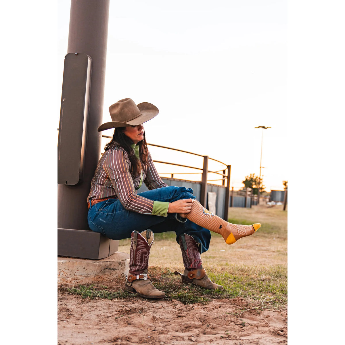 Lucky Chuck Lucky Bucking Cowgirl Tan Performance Boot Socks
