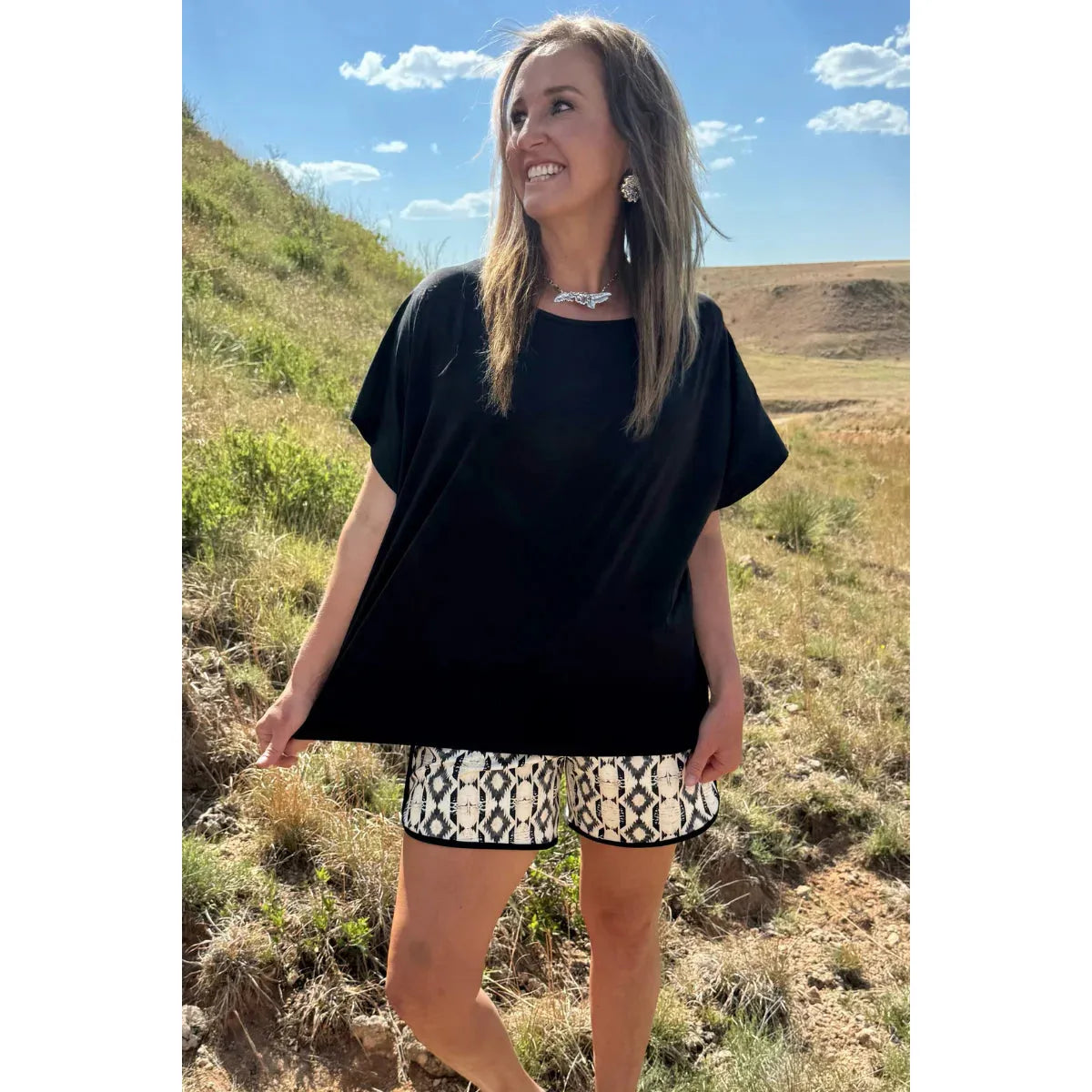 Sterling Kreek Women's Fishing In The Dark Short Sleeve Top - Black
