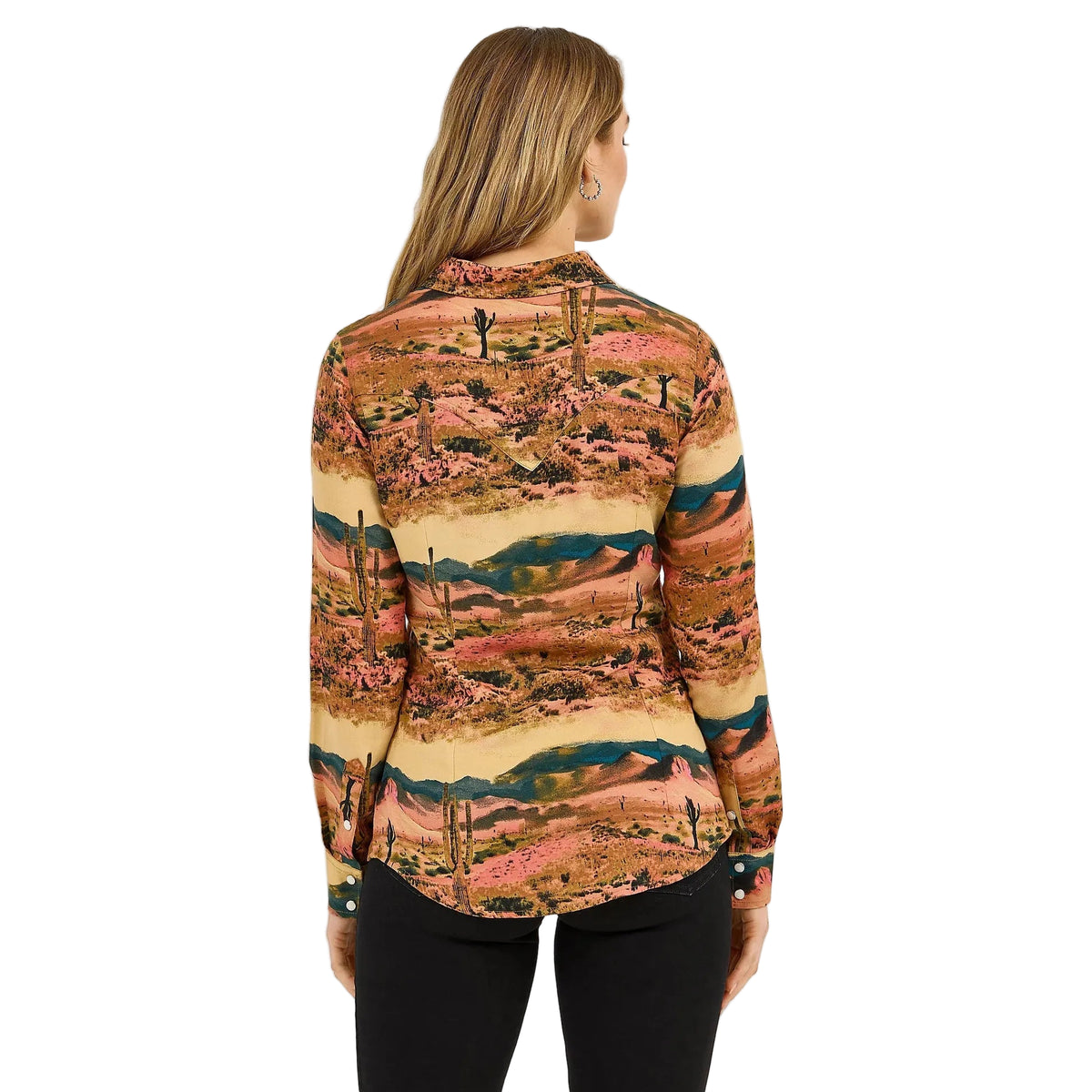 Wrangler Women's Desert Print Western Long Sleeve Snap Shirt - Desert Tan