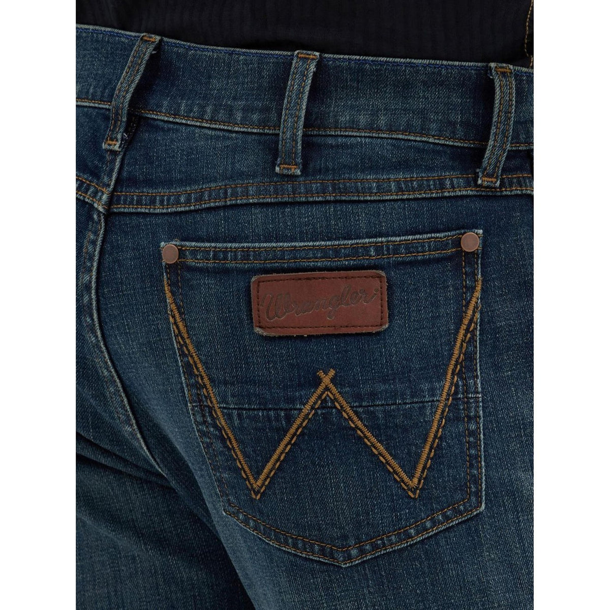 **Wrangler Men's HO24 Retro Hector Slim Jean - Dark Wash**FINAL SALE**