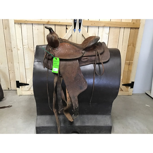Used 13.5" Saddle  NO STIRRUPS