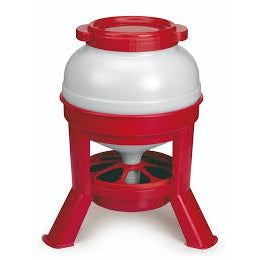 RE PLS Dome Feeder 35lb - Irvine Tack & Western Wear